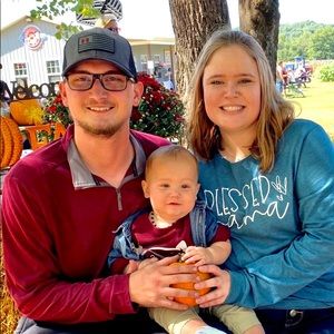 Meet your Posher, Dakota